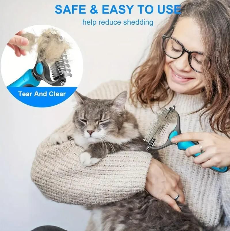 2 in 1 Deshedding Grooming Undercoat Brush – Perfect for Dogs & Cats